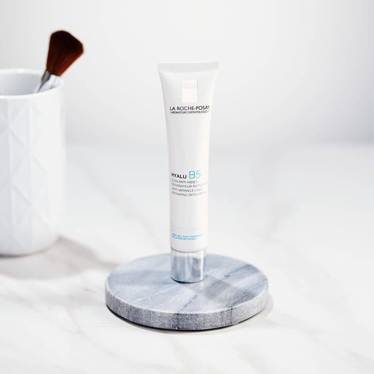 کرم ضد چروک دورچشم hyalu b5 لاروش پوزای