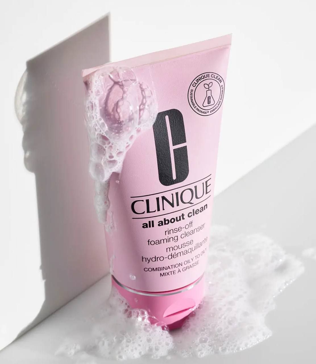 فوم شستشوی صورت کلینیک مخصوص پوست چرب و چرب مختلط حجم 150ML