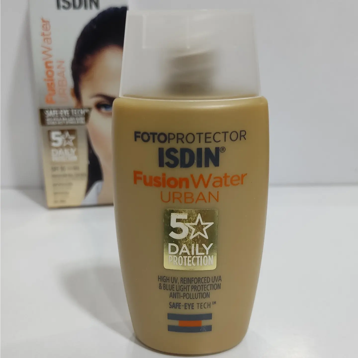 خرید آنلاین کرم ضد آفتاب فیوژن واتر اوربان ایزدین SPF30
